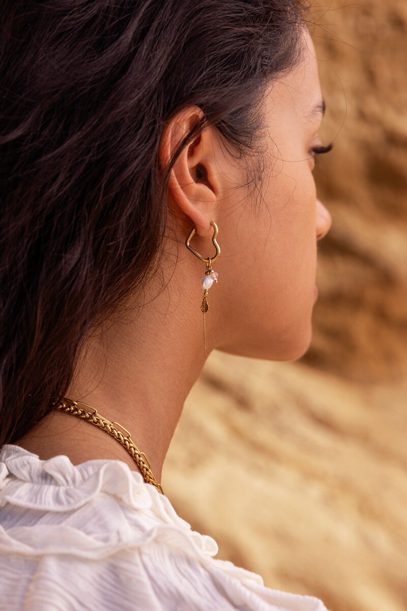 Créoles en forme de cœur avec perles d'eau douce