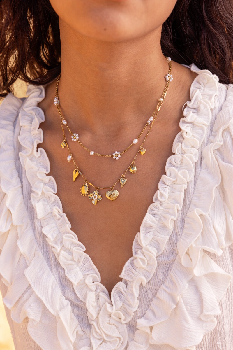 Botanical ketting met zoetwaterparel bloemen