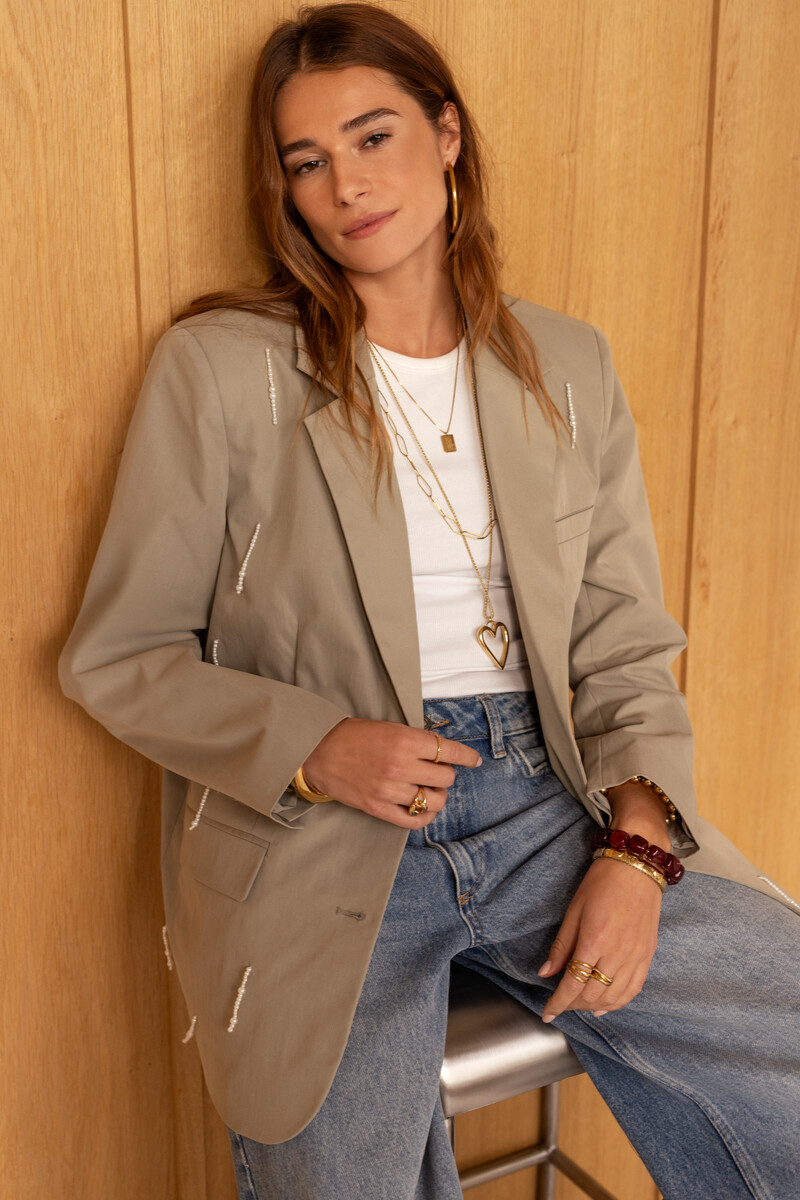 Green blazer with faux pearls | My Jewellery