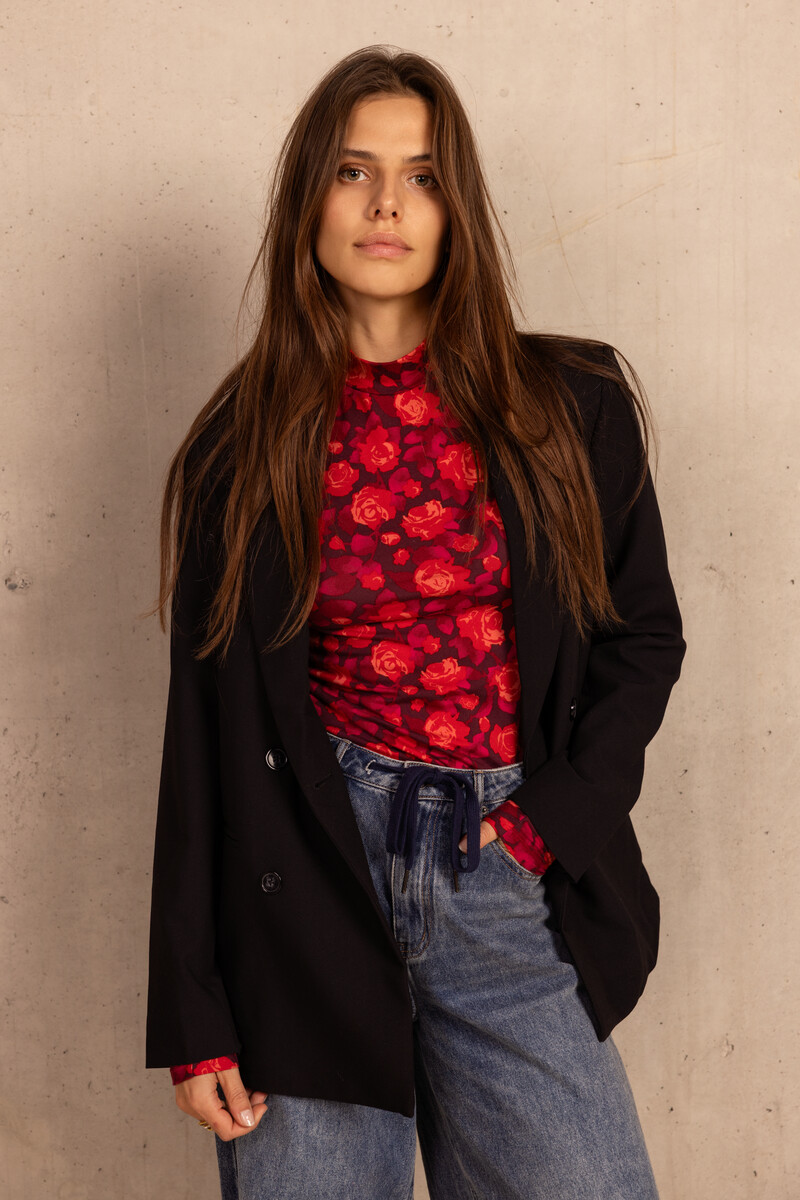 Purple turtleneck sweater with rose print | My Jewellery