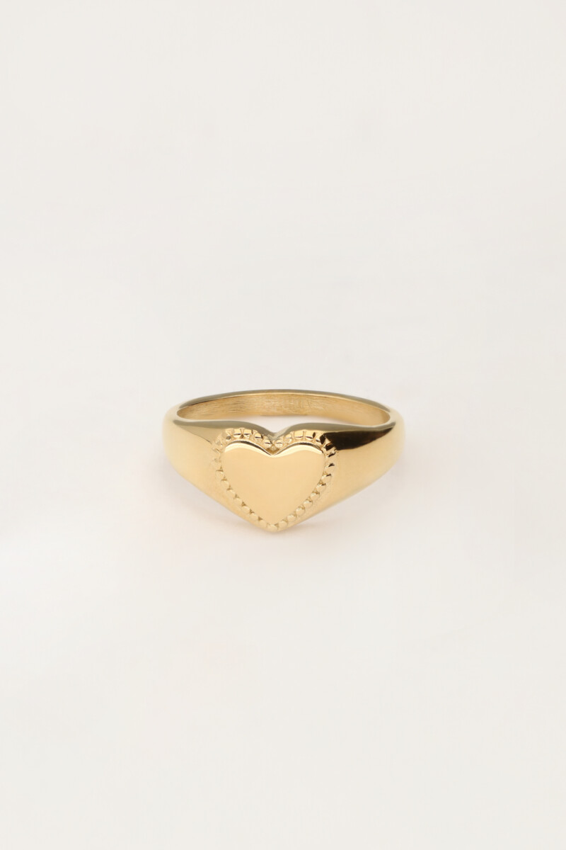 Signet ring with little heart | My Jewellery