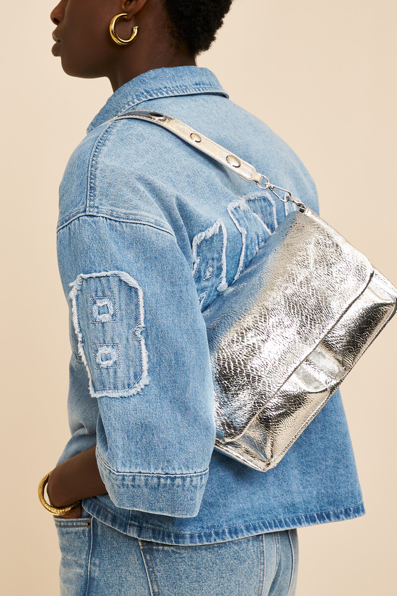 Silver-coloured crossbody bag with croco design | My Jewellery