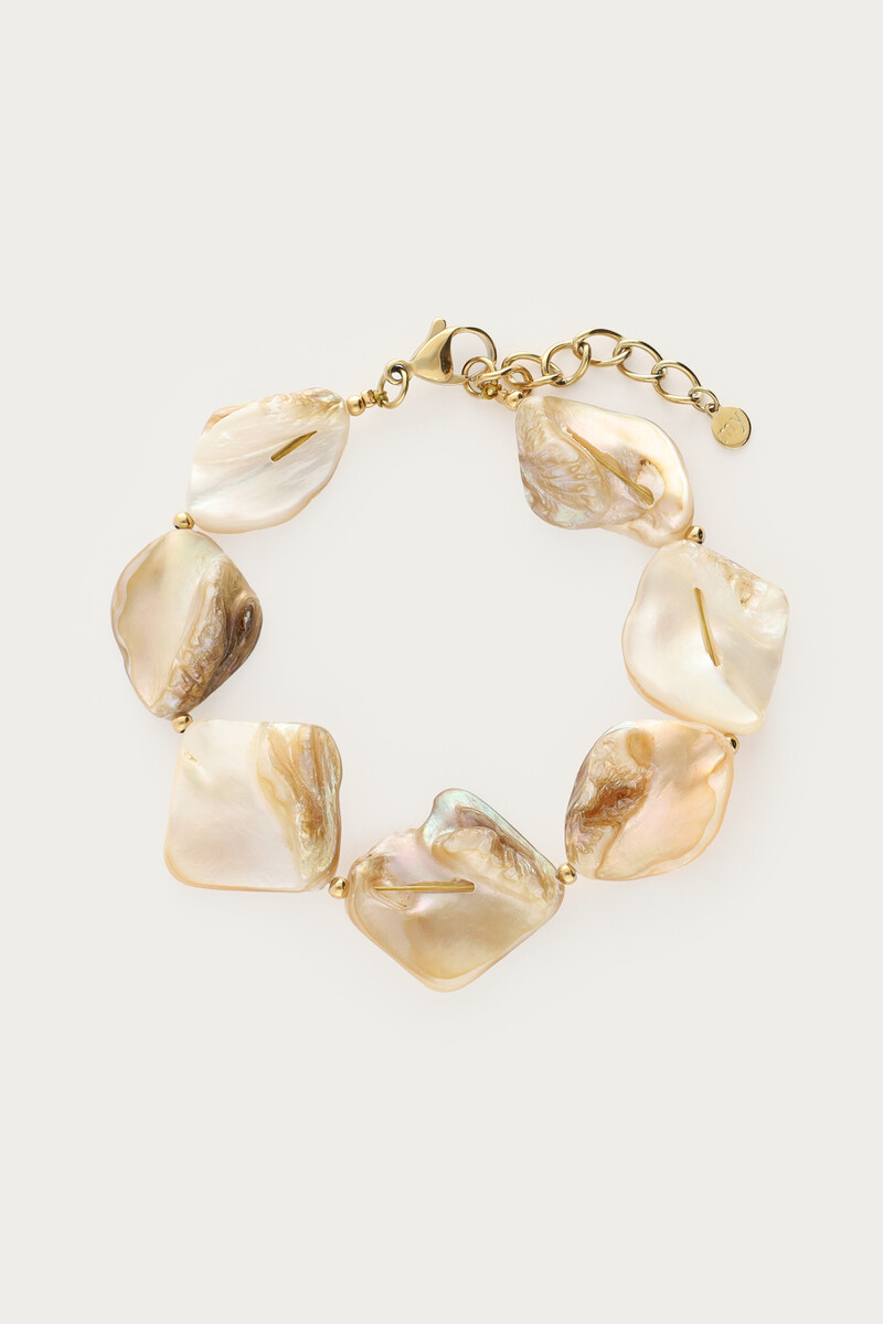 Statement armband met organische schelpen