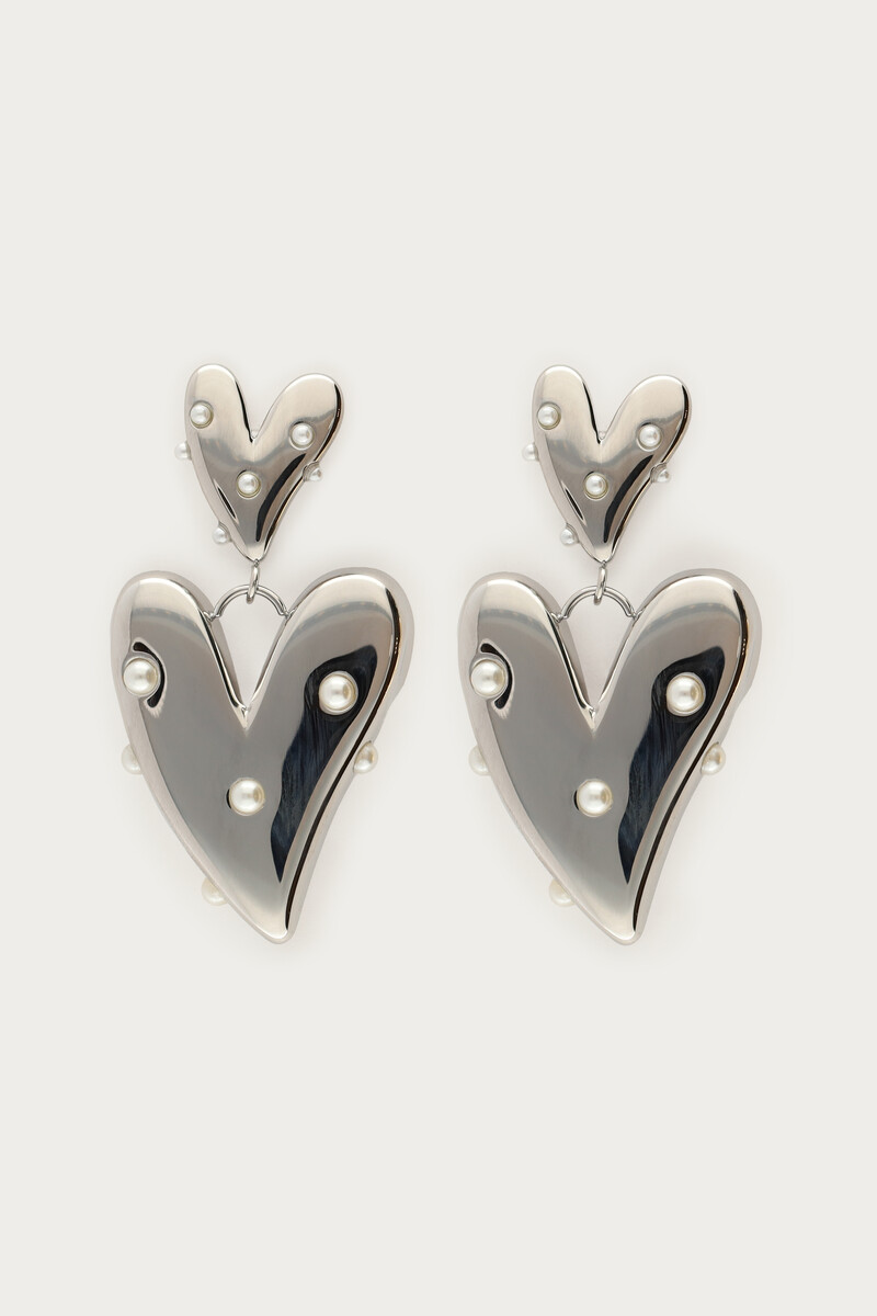 Statement oorhangers met hart en imitatieparels