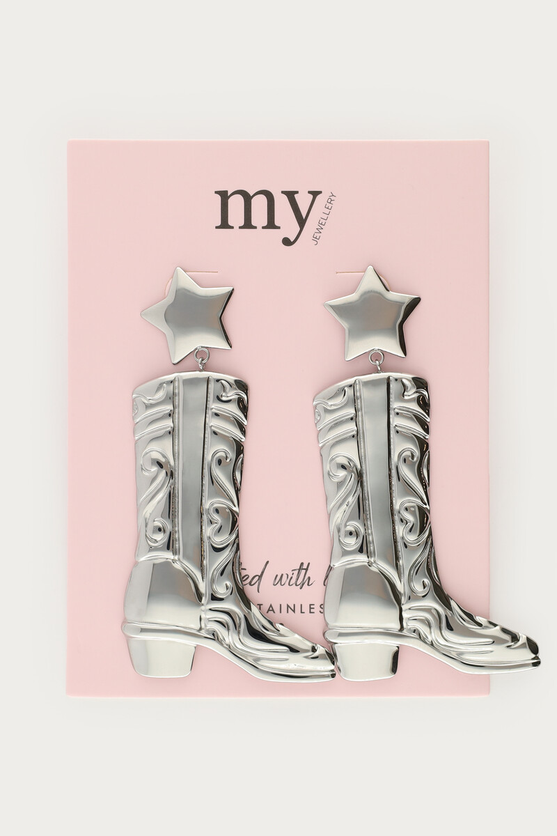 Statement drop earrings with western boots | My Jewellery