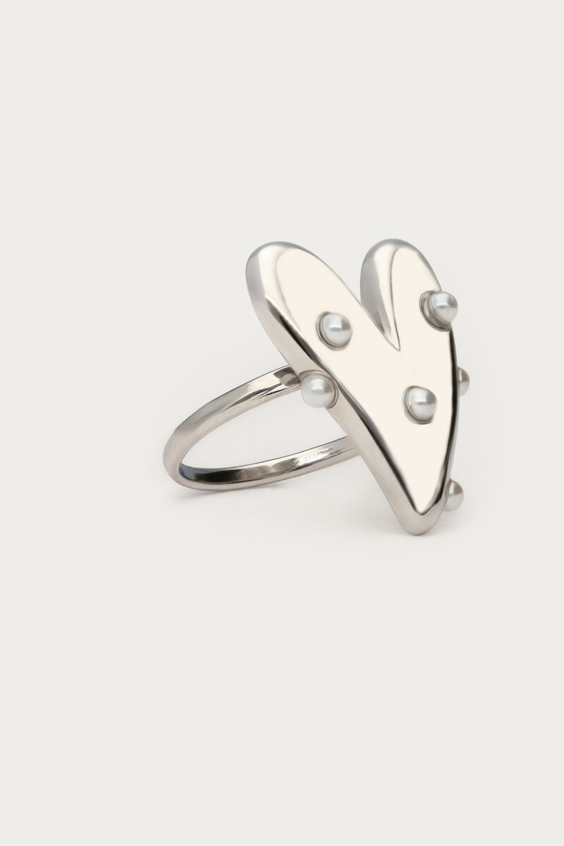 Statement ring with big heart and faux pearls | My Jewellery