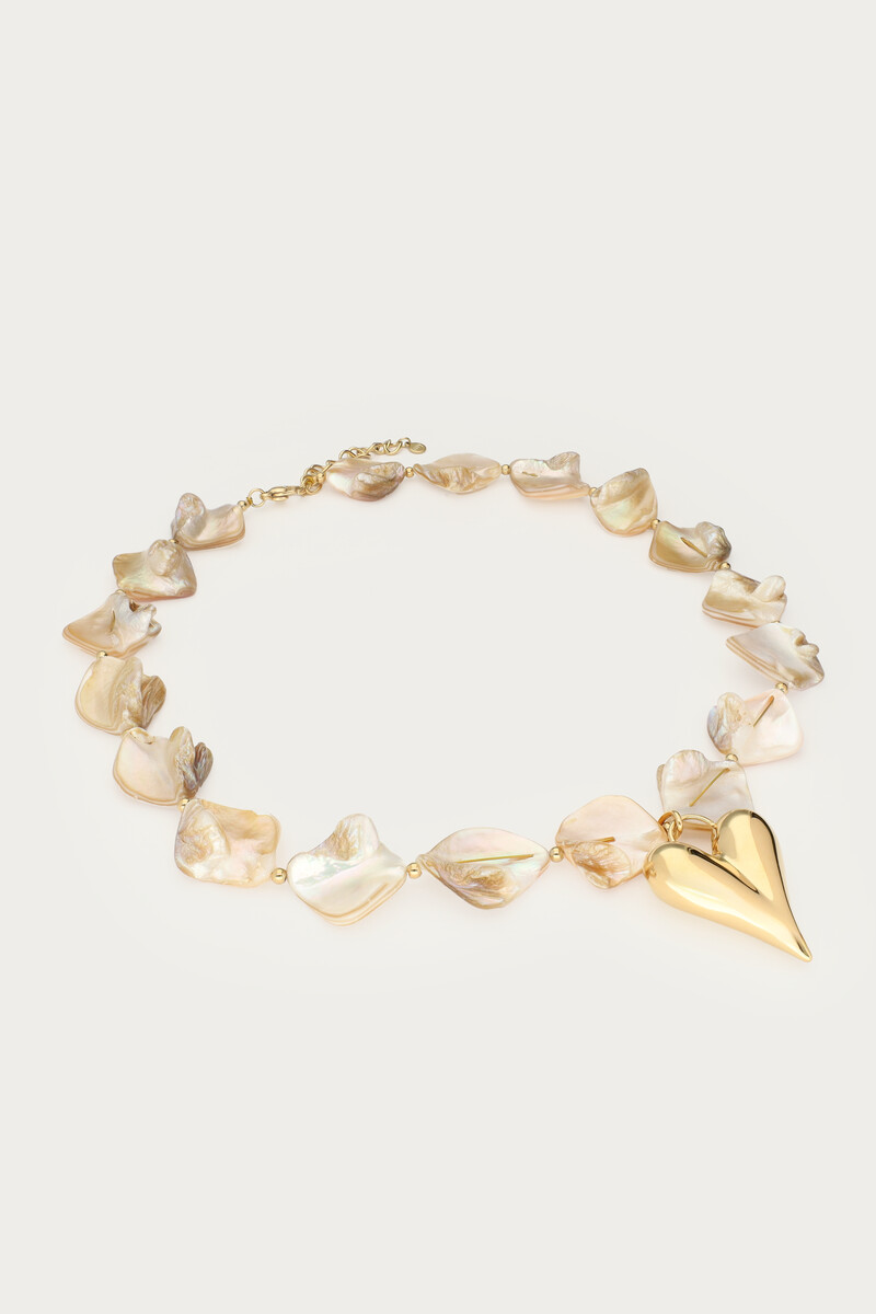 Statement shell necklace with heart | My Jewellery