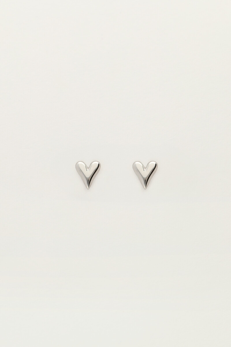 Studs met mini hartje