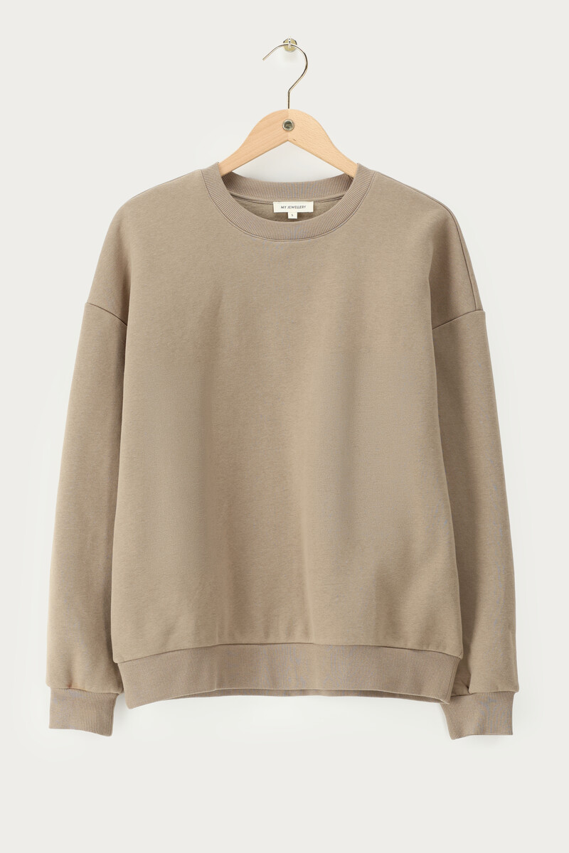 Taupe sweater with fringes and label | My Jewellery