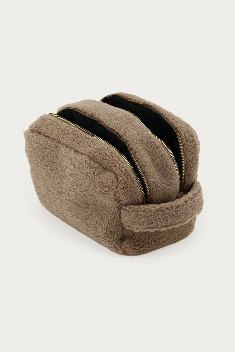 Taupe teddy toiletry bag | My Jewellery