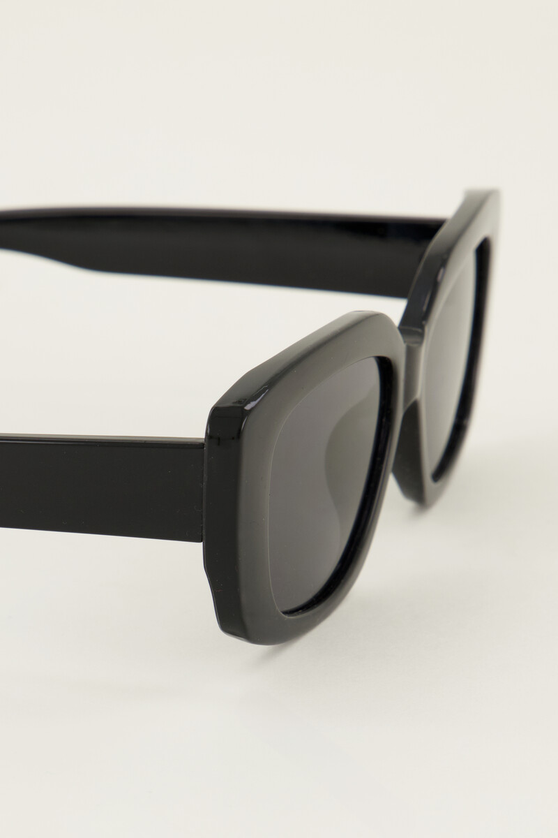 The Juno black sunglasses | My Jewellery
