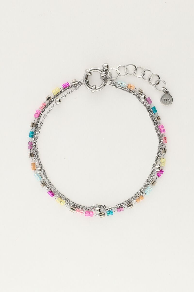 Dreifach-Armband mit mehrfarbigen Perlen 