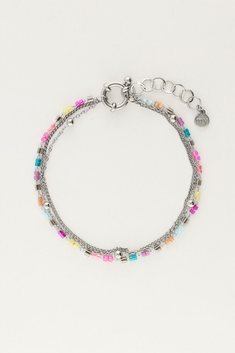 Driedubbele armband met multikleur kralen 