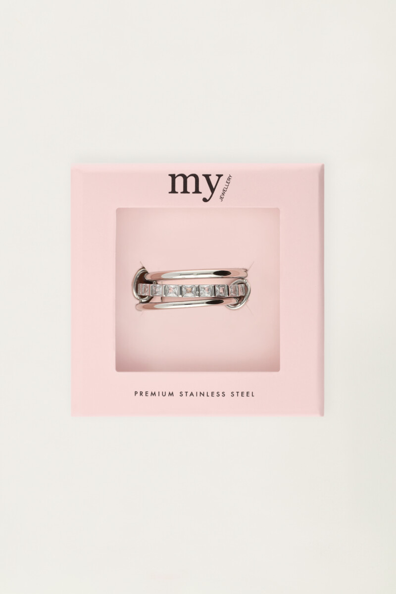 Triple ring connected with rhinestones | My Jewellery