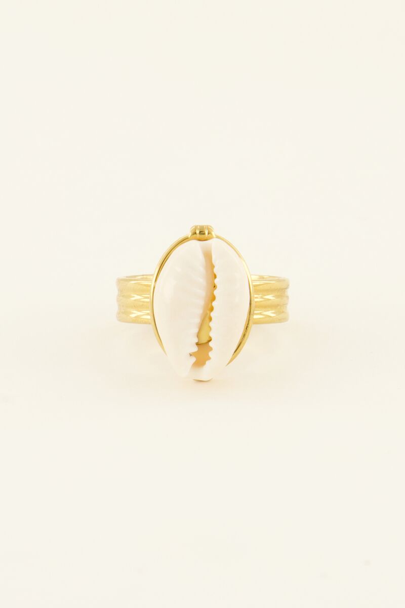 Golden ring with shells | My Jewellery