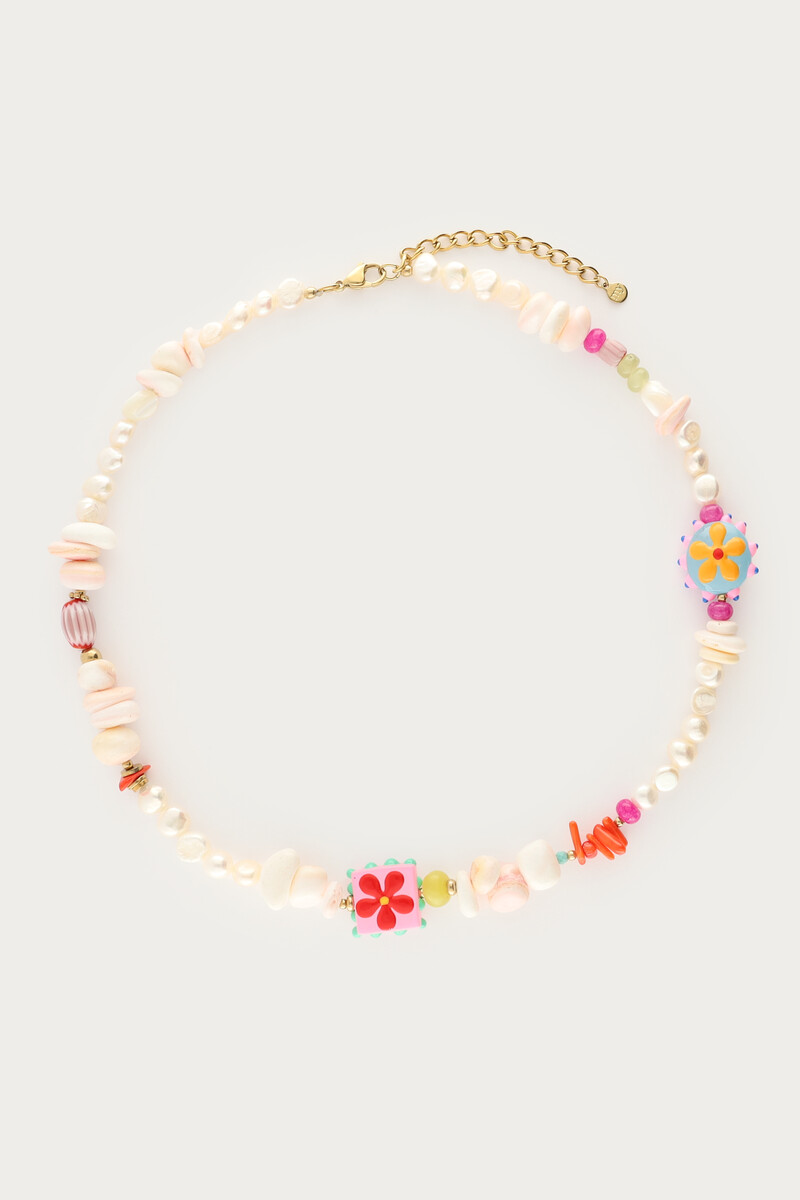 Tropical zoetwaterparel ketting met schelpen en bloemen