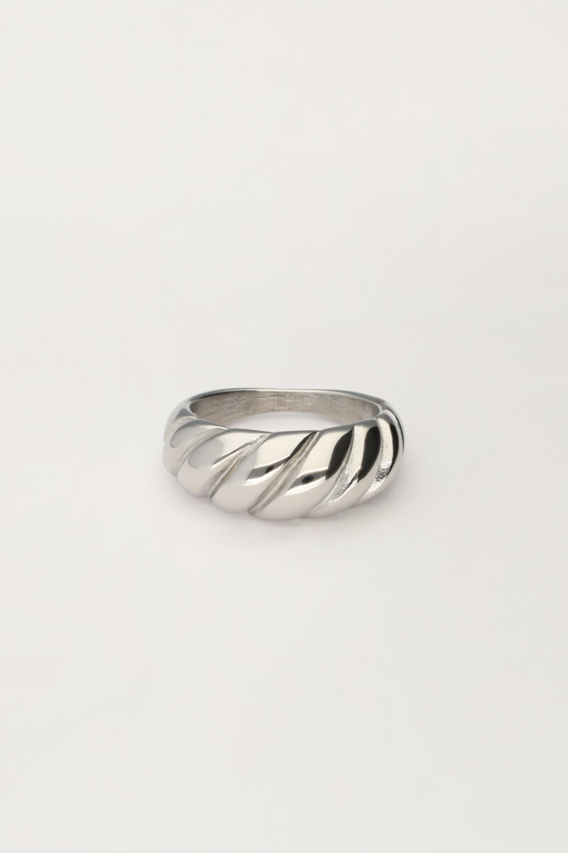 Ring gedraaid 
