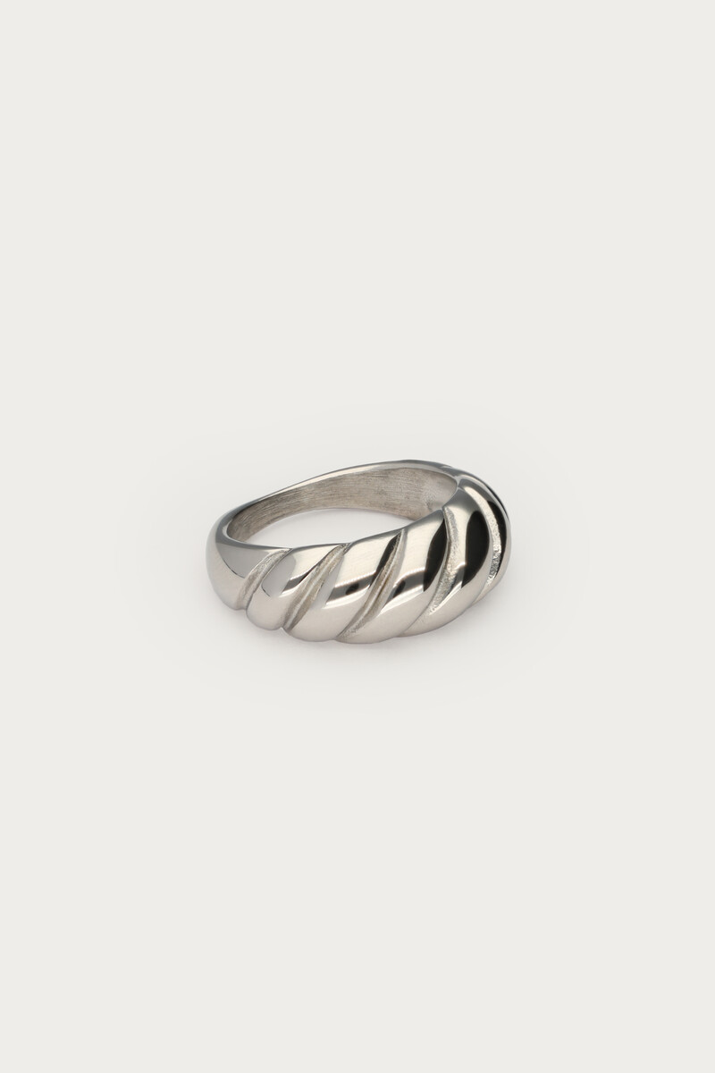 Twisted ring | My Jewellery
