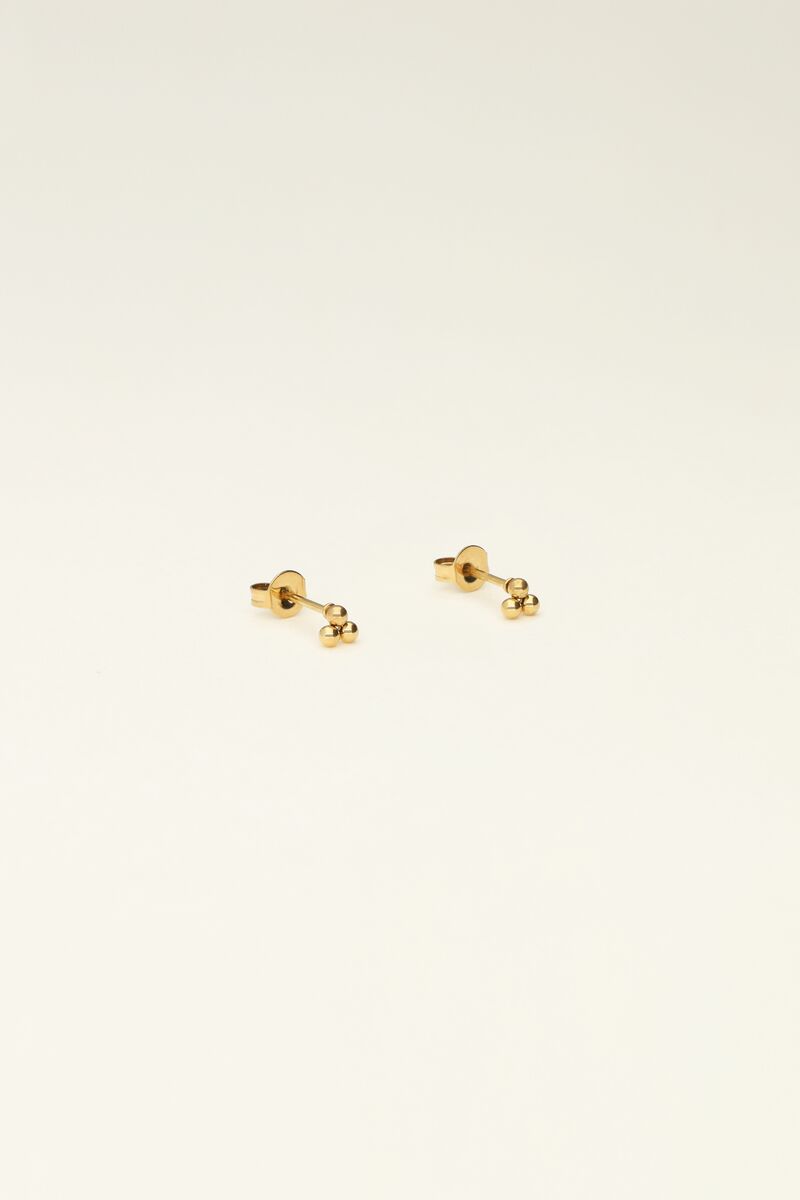 Universe studs with three balls