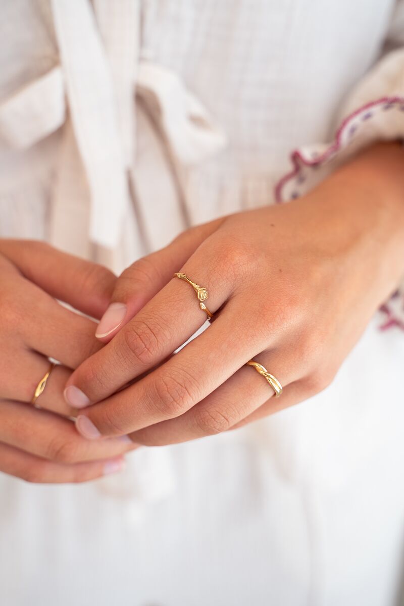 Vintage ring with flat rose | My Jewellery