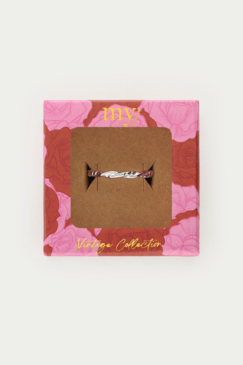 Vintage ring with twisted detail | My Jewellery