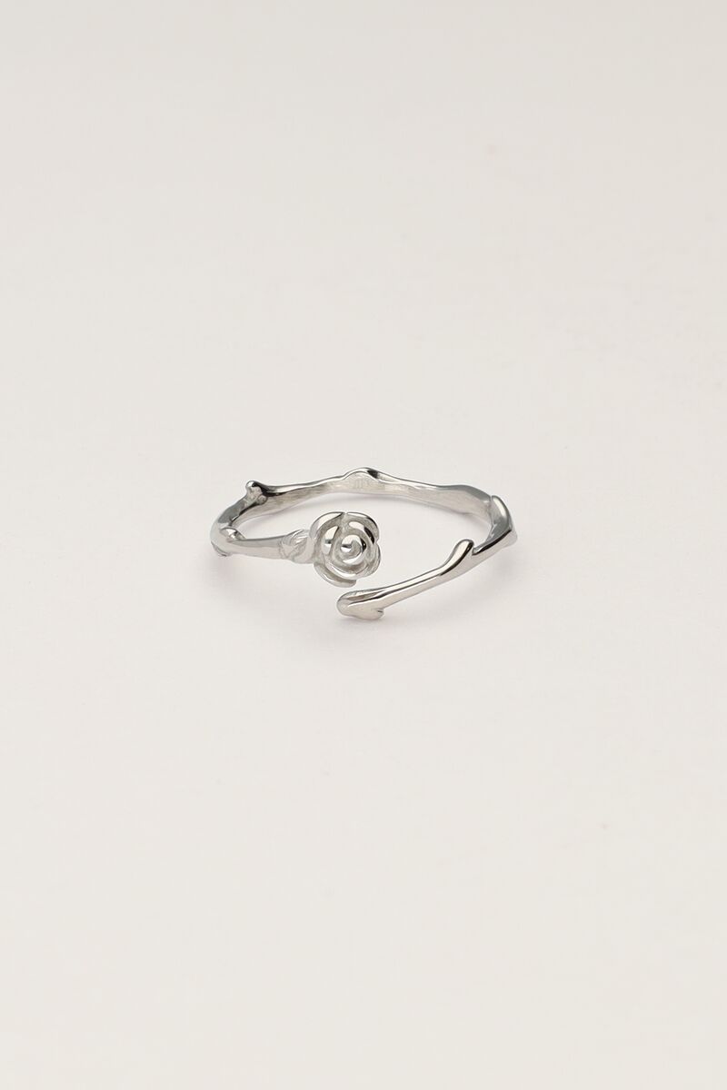 Vintage ring with flat rose | My Jewellery