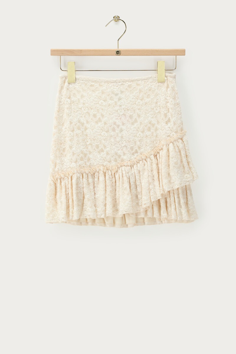 White asymmetric skirt with lace | My Jewellery