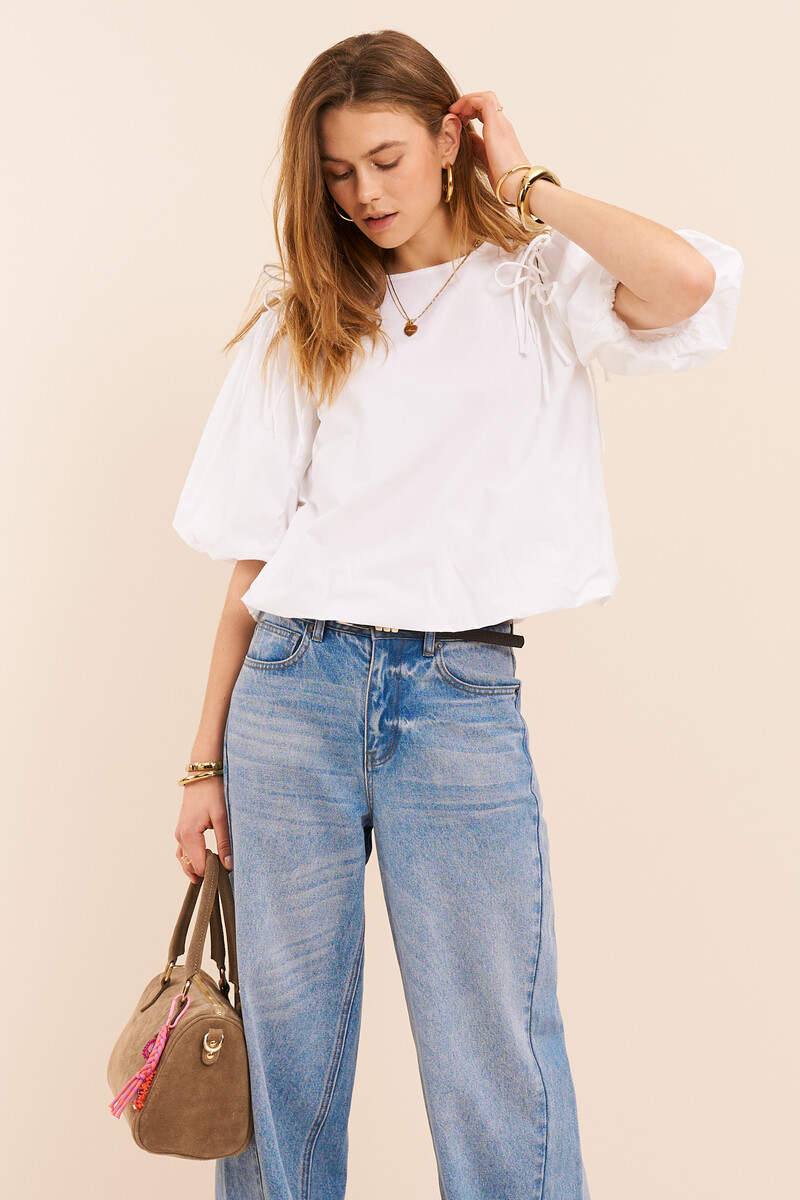 White balloon top with bows and puff sleeves | My Jewellery