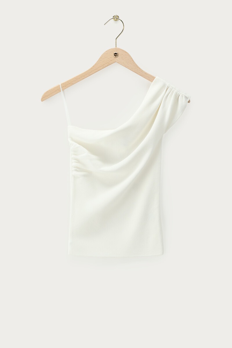 White basic one-shoulder top | My Jewellery