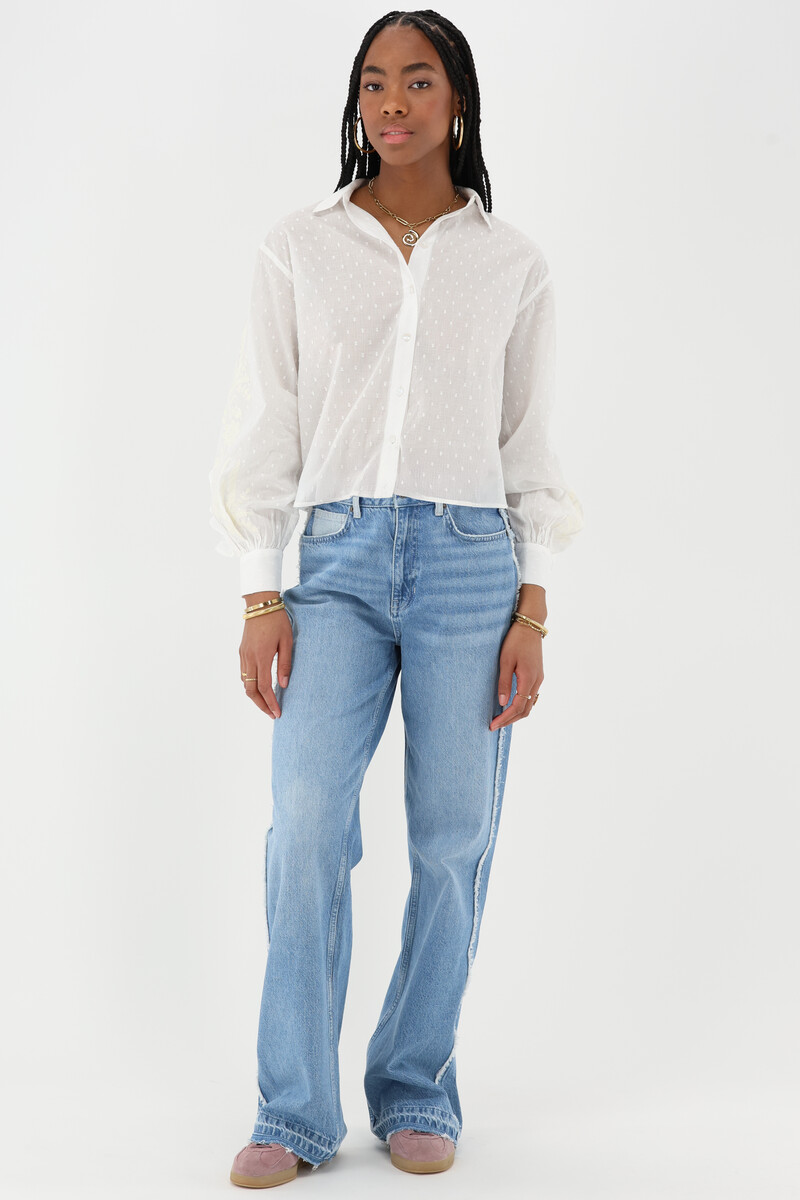 White blouse with long sleeves & embroidery | My Jewellery