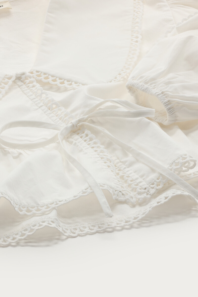 White blouse with peplum & bow | My Jewellery