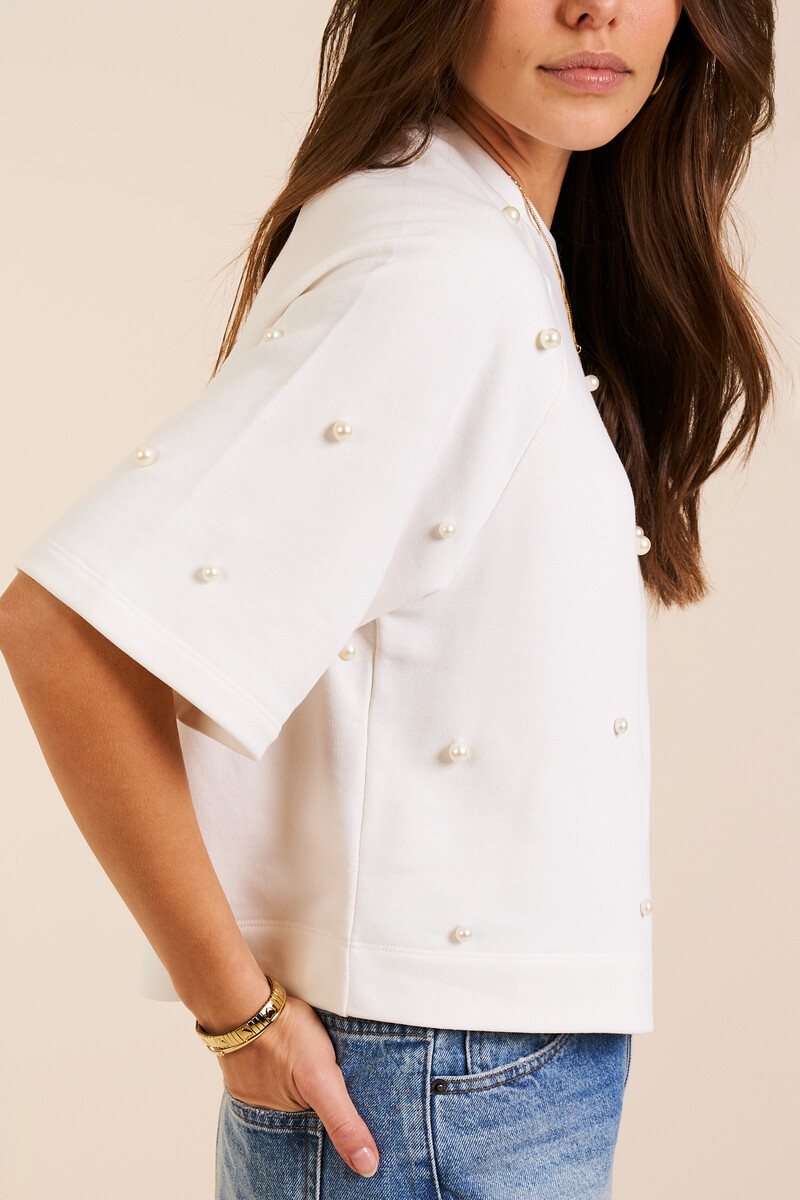 White short sweater with imitation pearls | My Jewellery