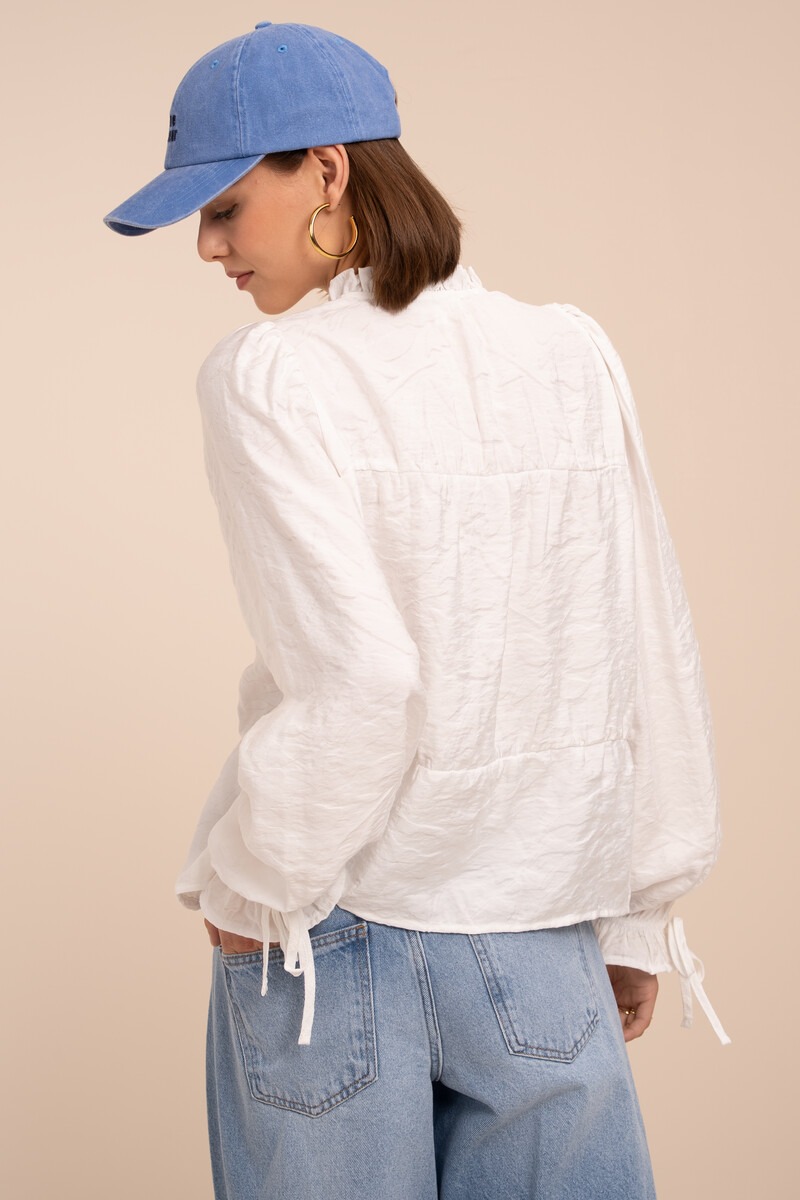 White jacquard top with bows & ruffled sleeves | My Jewellery