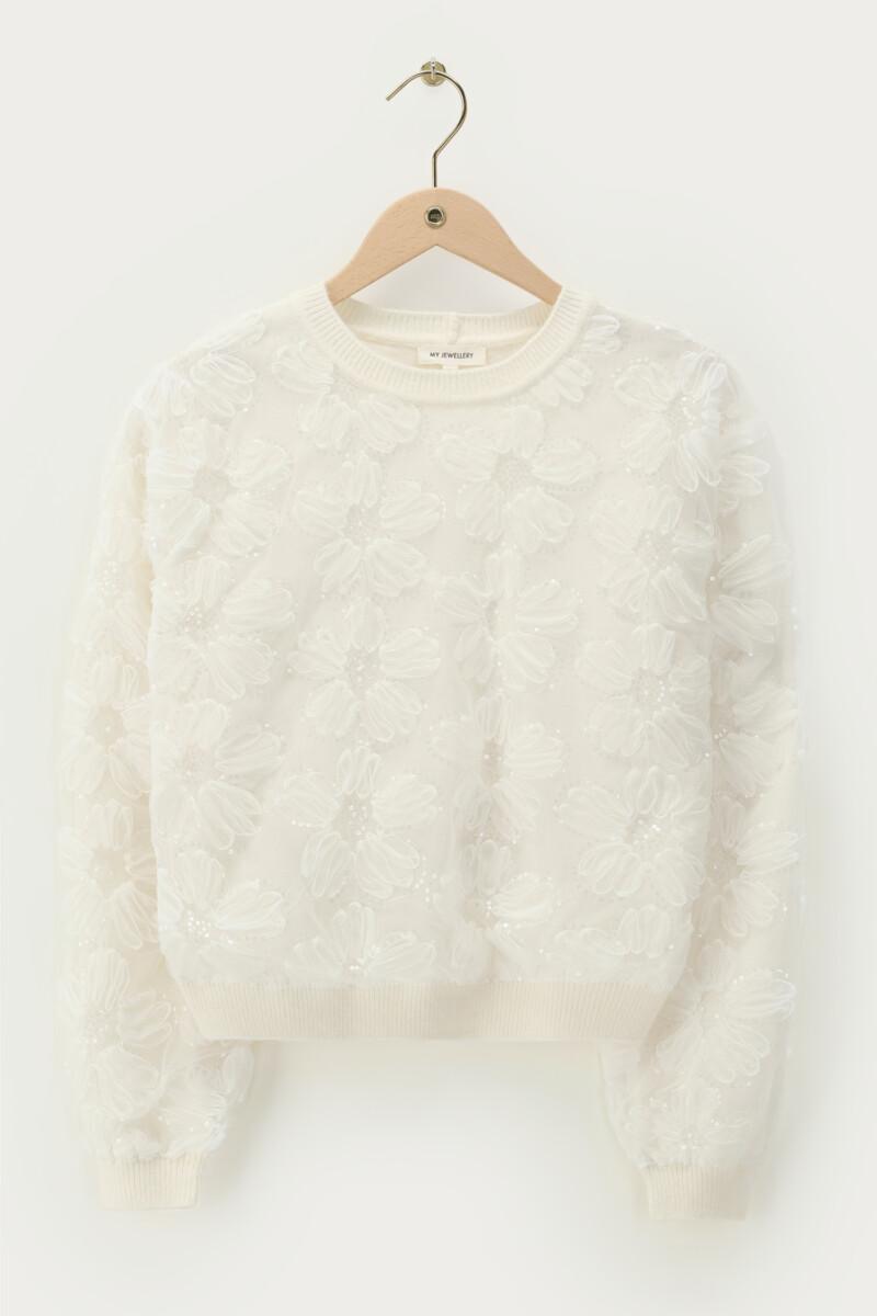 White knitted sweater with lace flowers | My Jewellery