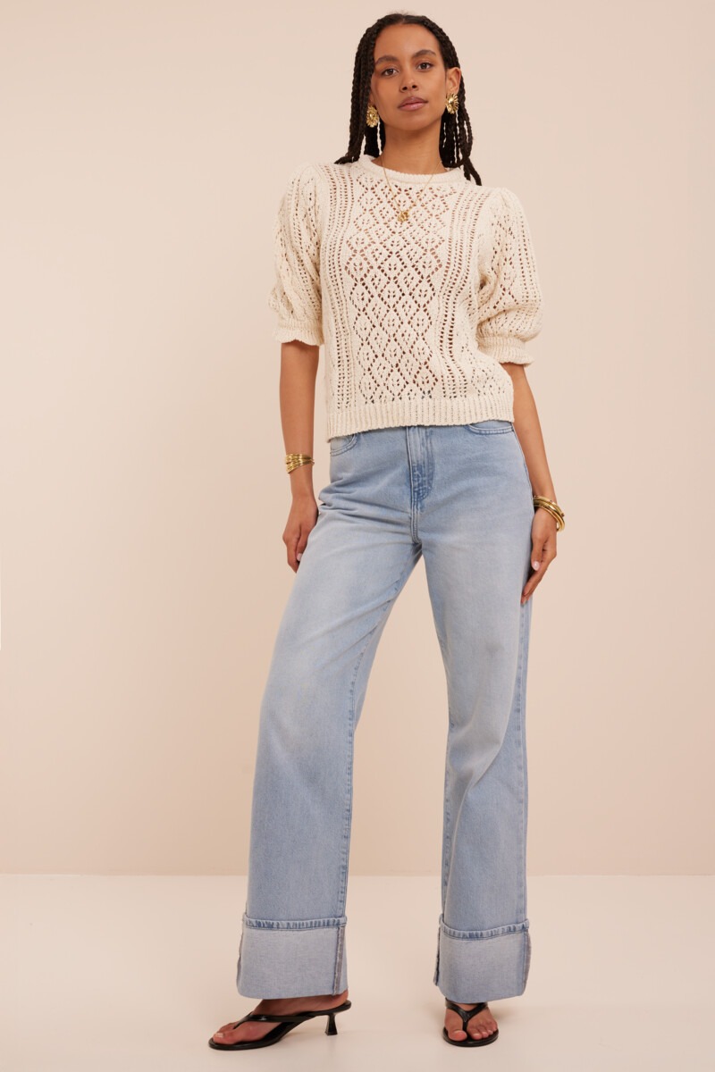 White knitted top with short sleeves and ajour | My Jewellery