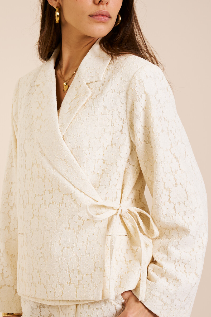 White oversized blazer with lace | My Jewellery