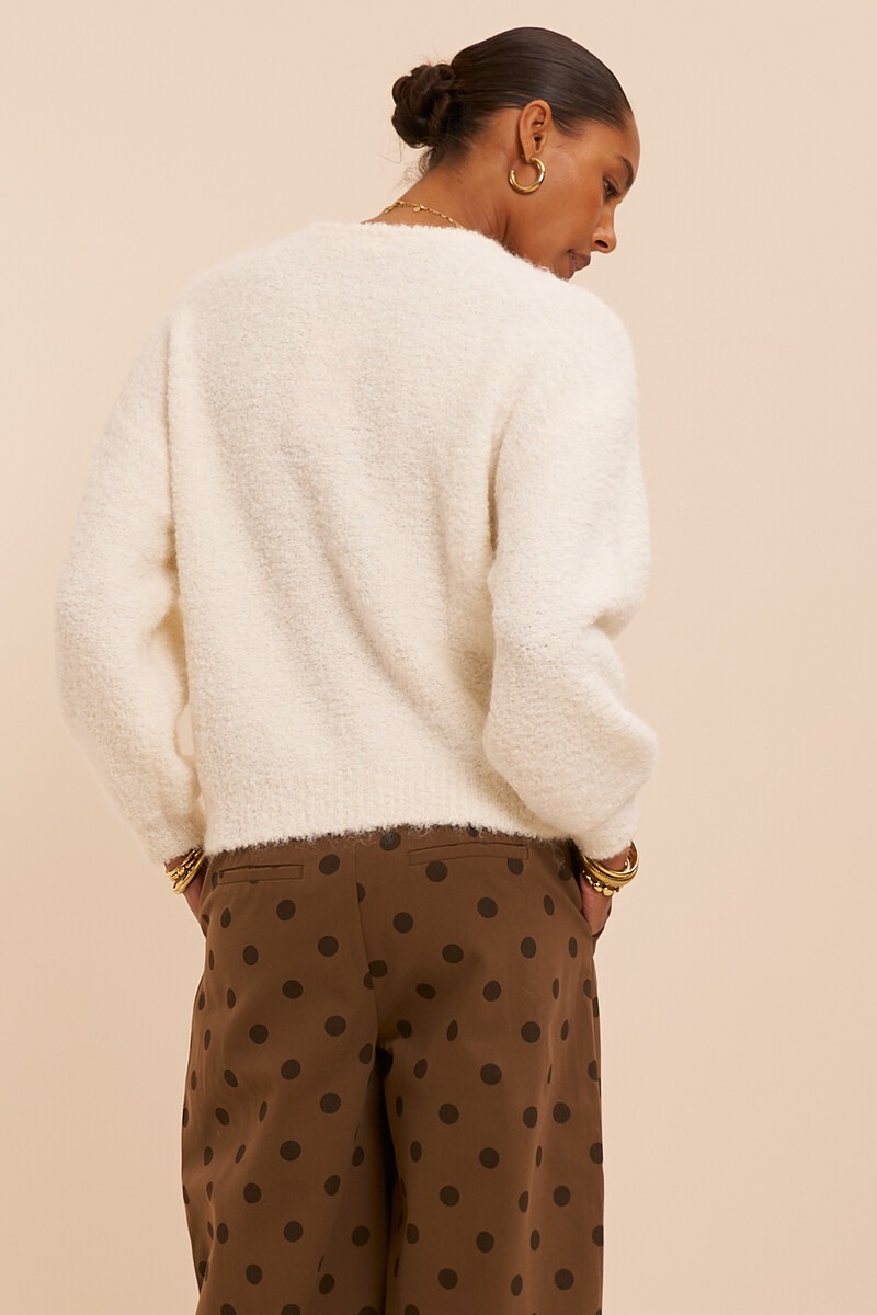 White oversized bouclé sweater | My Jewellery