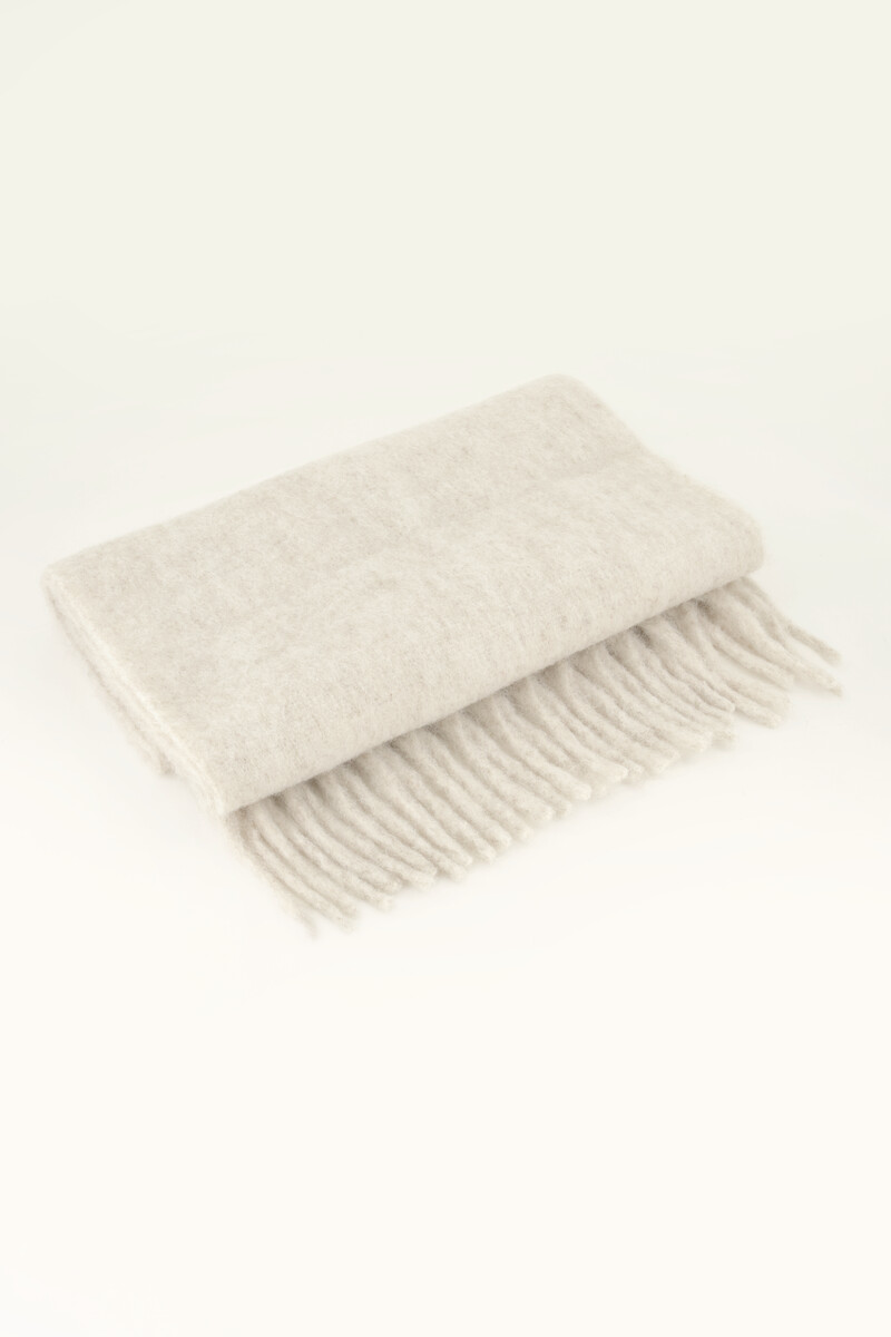 White scarf with tassles | My Jewellery