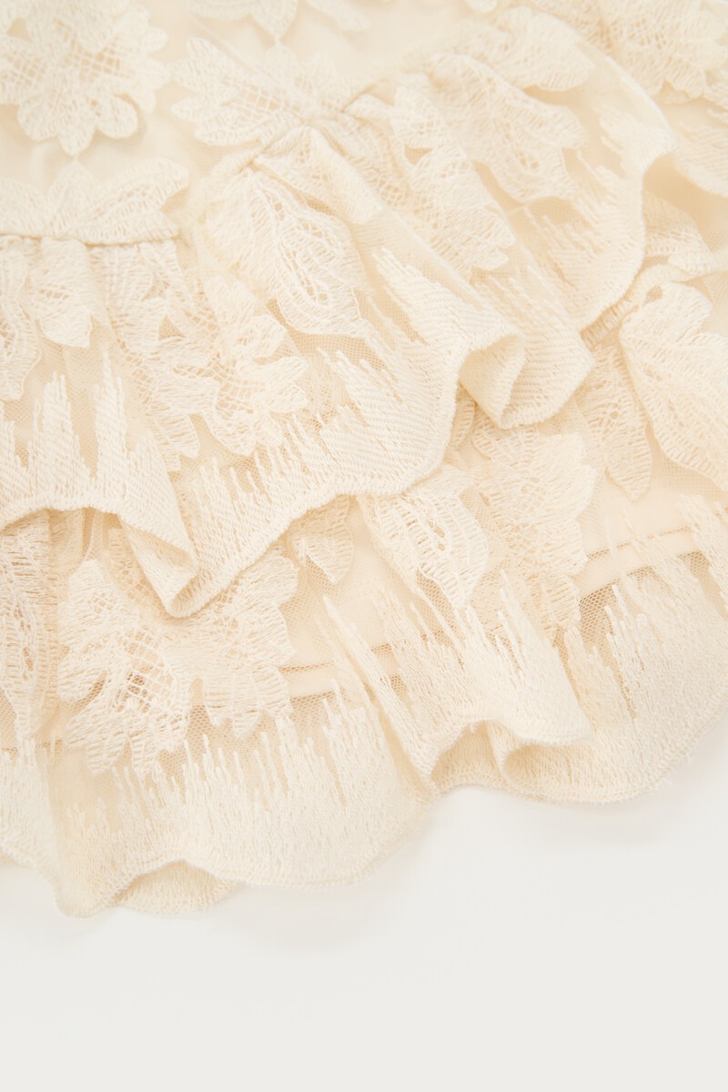 White short skirt with layers and embroidery | My Jewellery
