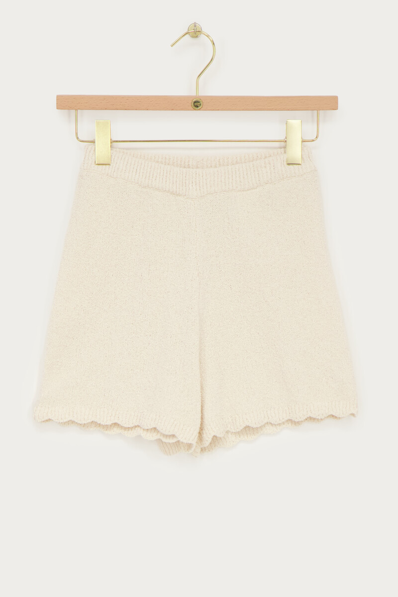 Weiße Shorts Mit Wellenkanten | My Jewellery