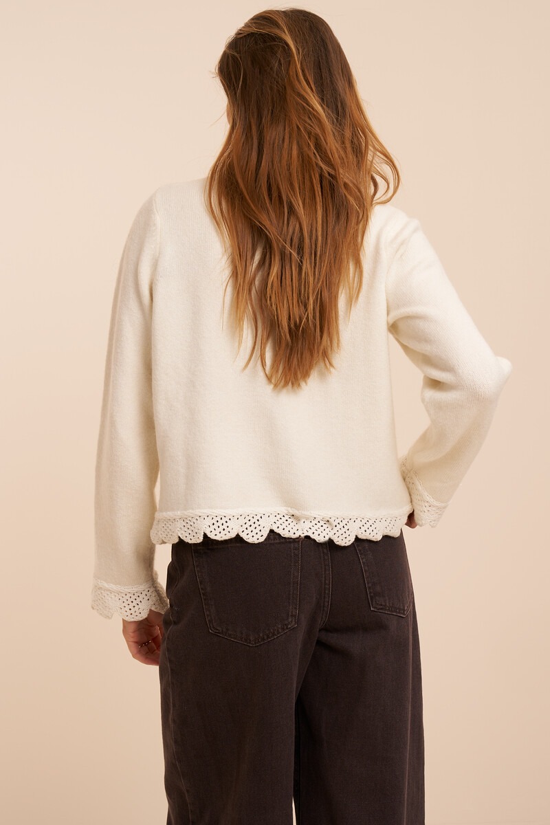 Witte trui met crochet zoom