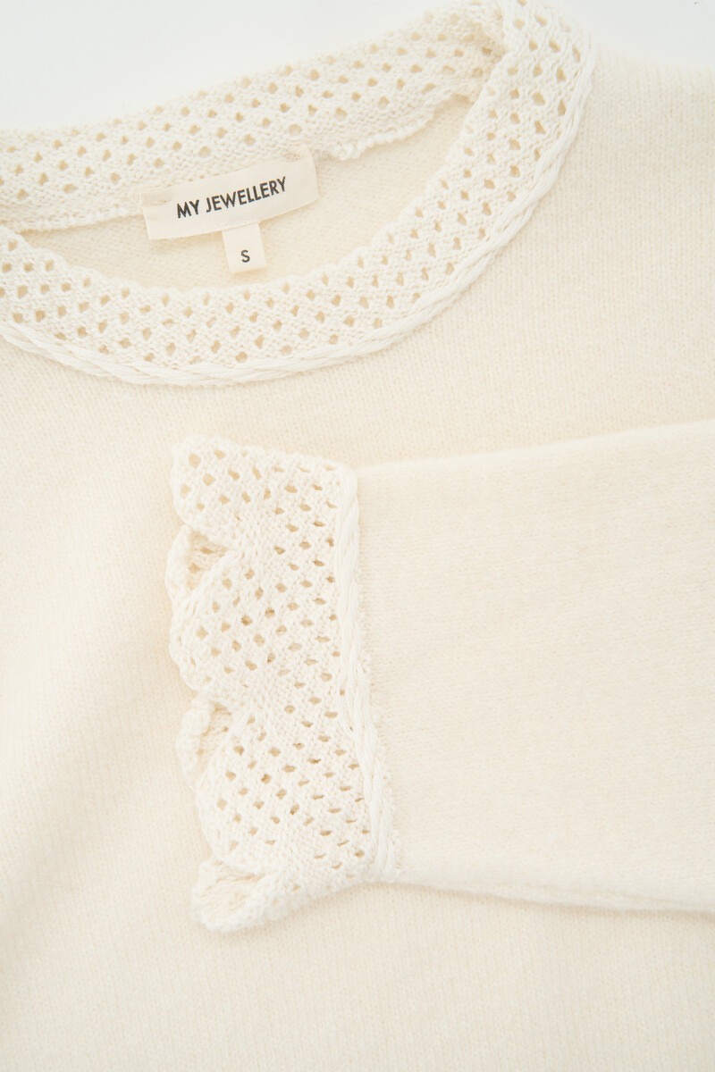 White sweater with crochet hem | My Jewellery