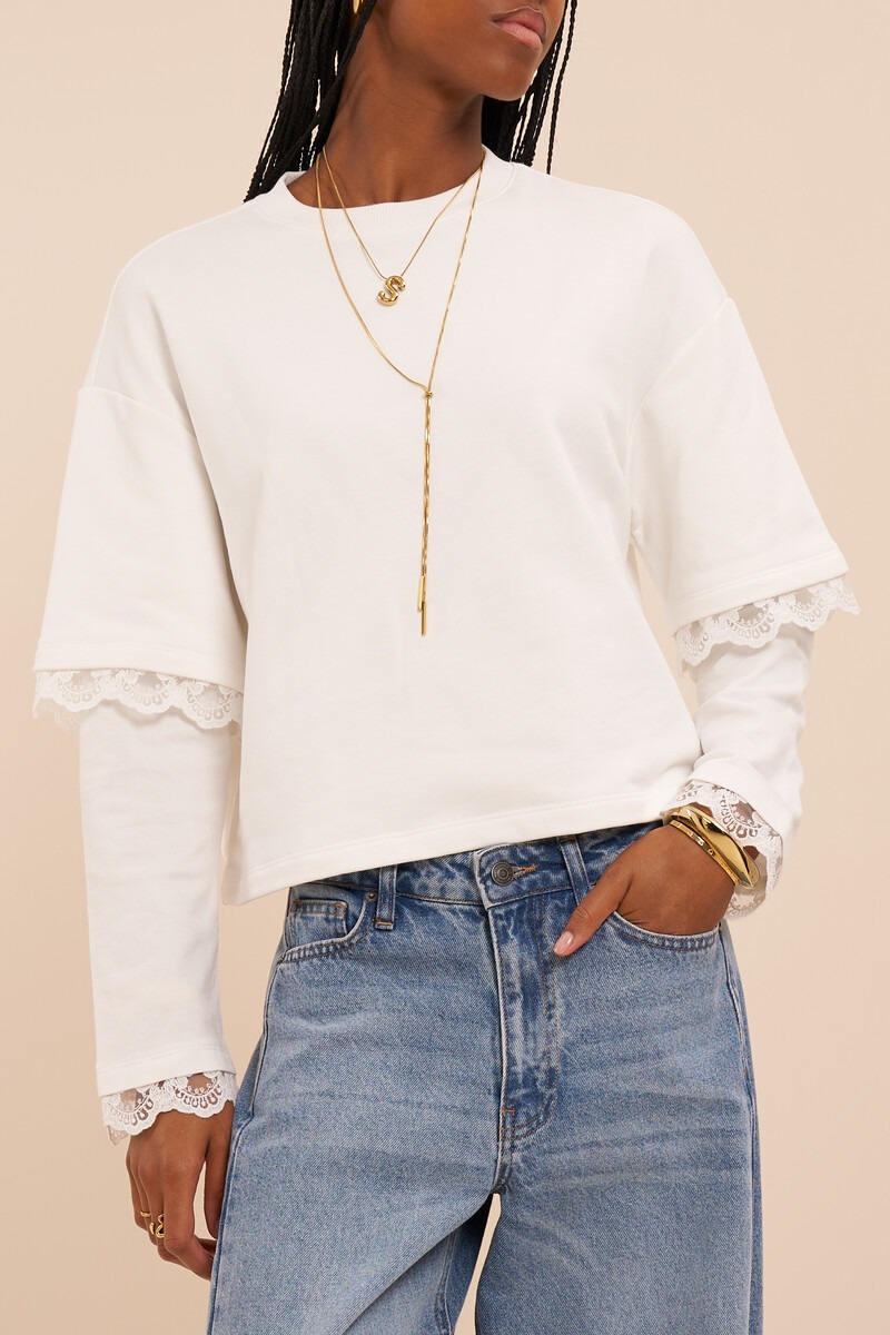 White sweater with double sleeves and lace details | My Jewellery
