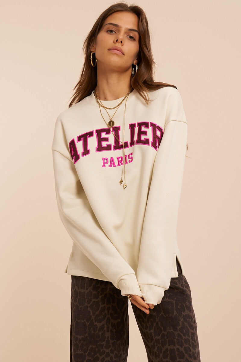 White sweater with satin-look print 'Atelier Paris' | My Jewellery