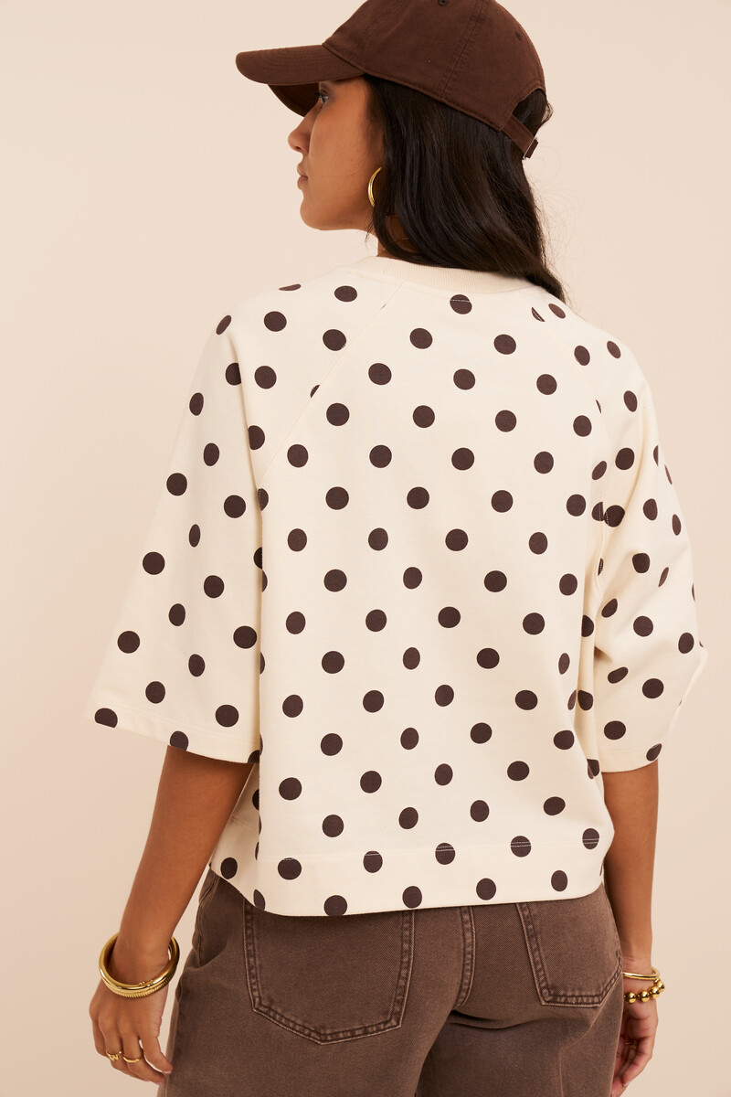 White sweater with short sleeves and polka dot | My Jewellery