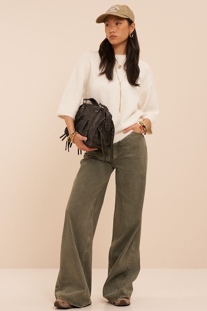 White sweater with short sleeves | My Jewellery