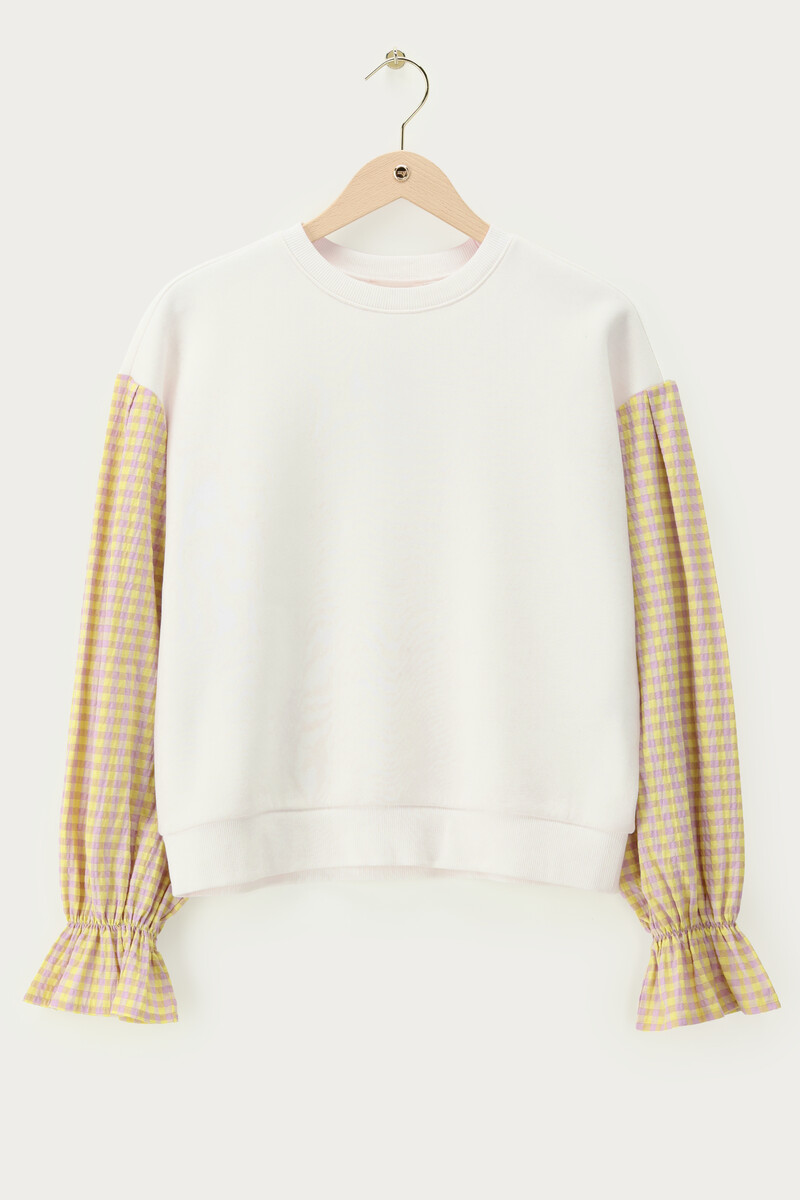 White sweater with yellow checkered sleeves | My Jewellery