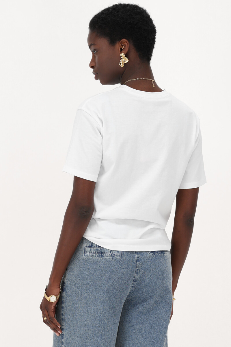 White t-shirt with "Paris Paris" embroidery