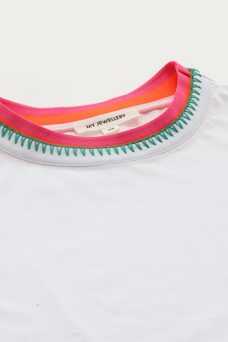 White T-shirt with coloured collar | My Jewellery