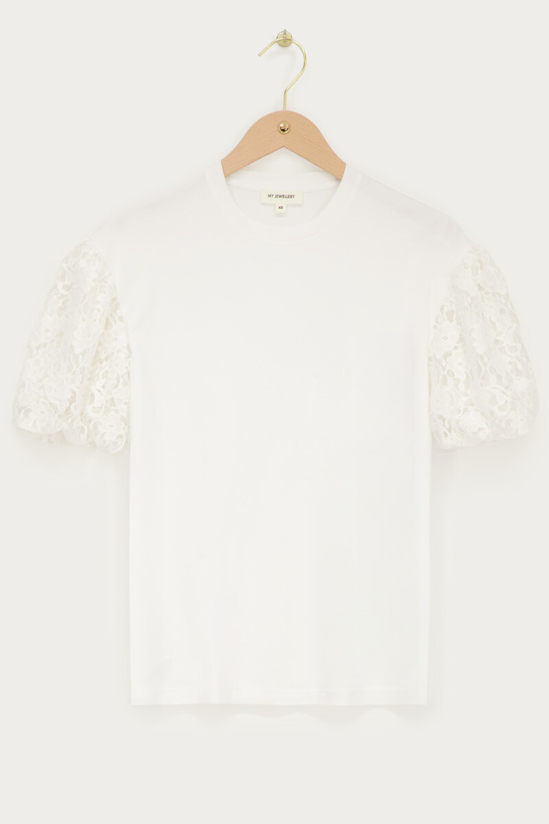 White T-shirt with lace puff sleeves | My Jewellery